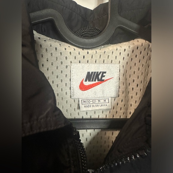 VINTAGE NIKE JACKET - YOUTH 10-12 - Picture 2 of 4
